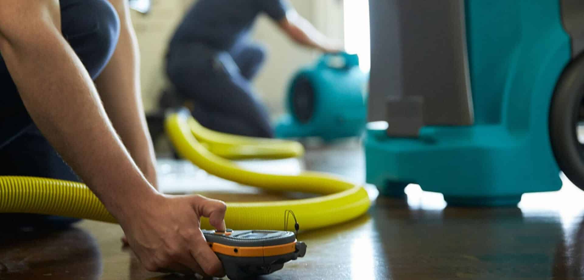 Restotracker-bottom-image